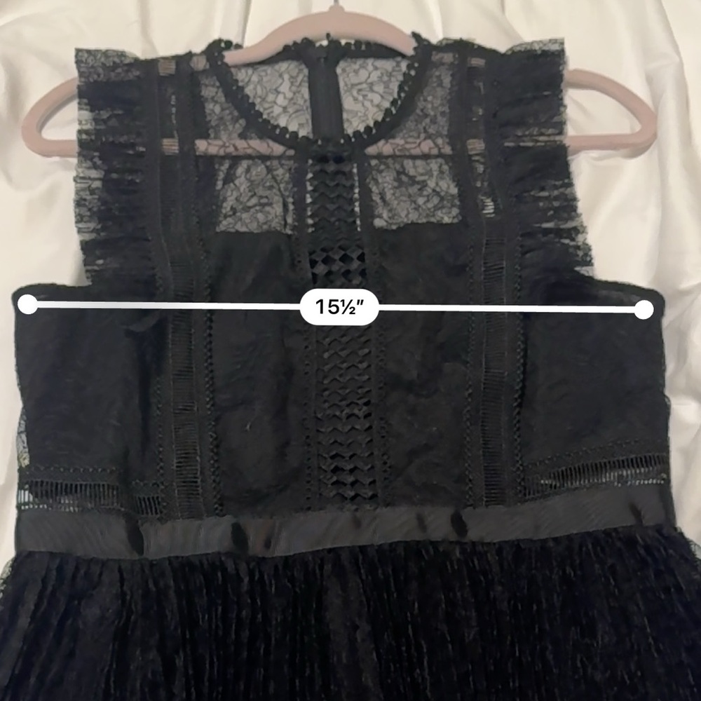 Black top - Picture 7 of 7